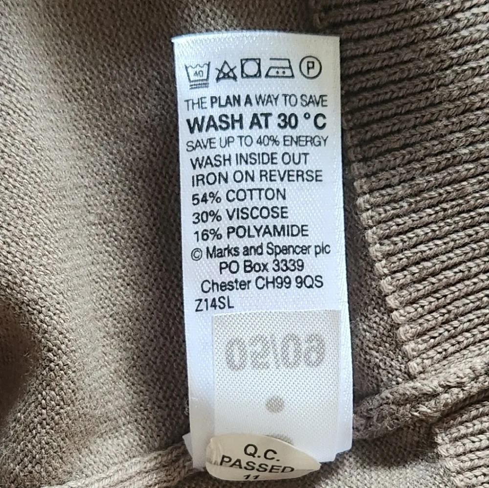 Mark & Spencer Autograph Sweater